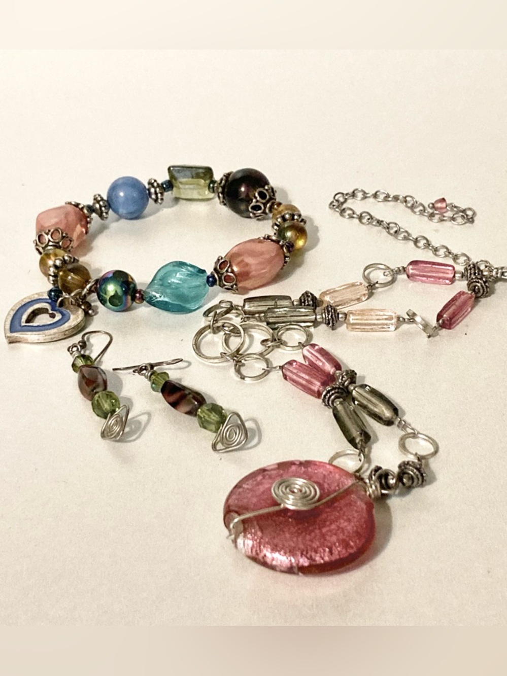 Preloved Pink Glass Pendant Necklace bracelet Earring Set